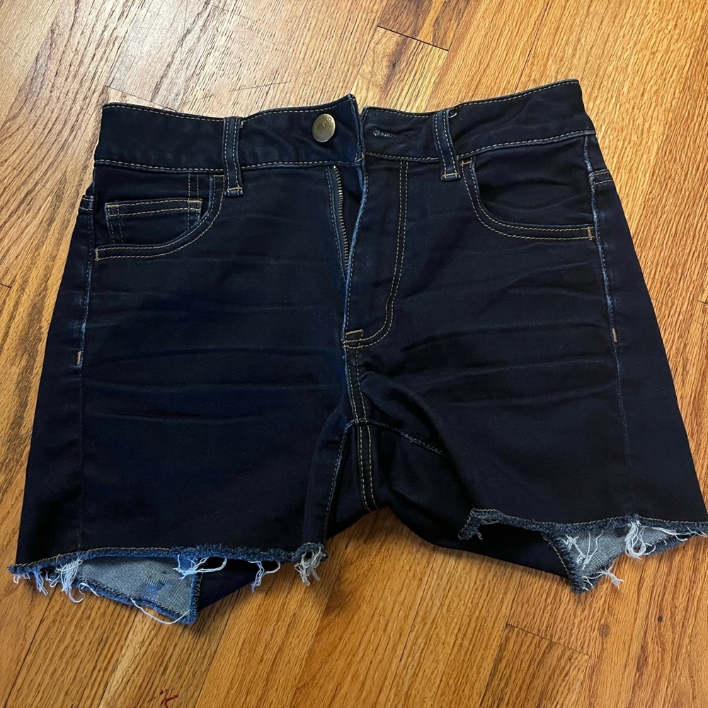 American Eagle High Rise shortie Dark Wash SZ4